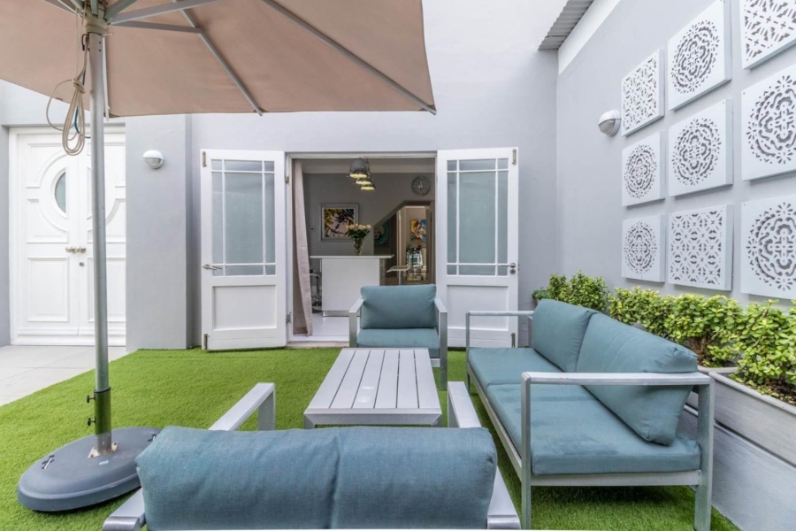 3 Bedroom Property for Sale in Fresnaye Western Cape